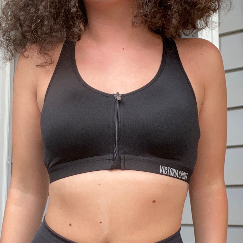 vs sports bra